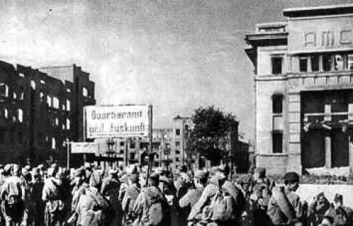 1272051526 Zdanie Byvshejj Ats 92 Stalino 1943 God