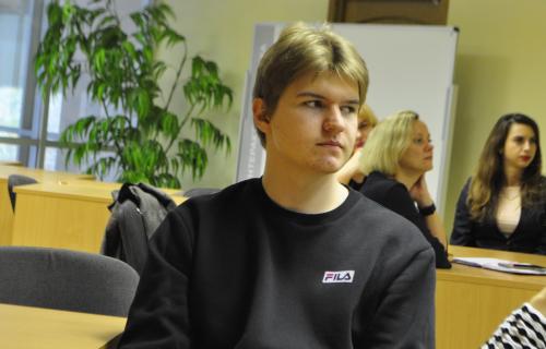  Dsc0101